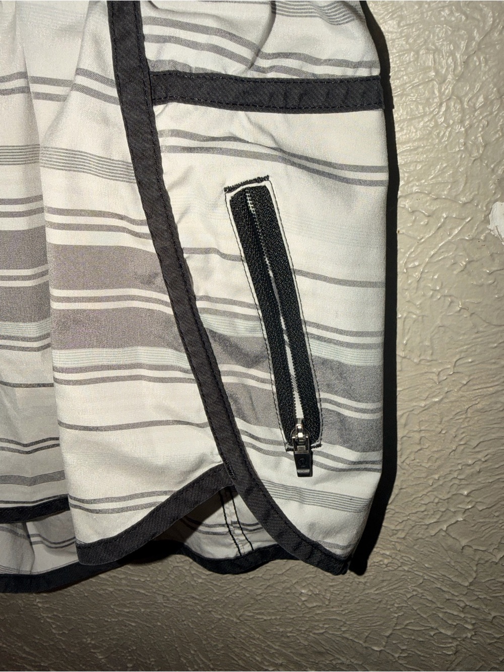 Lululemon striped black & white shorts. - Picture 3 of 5